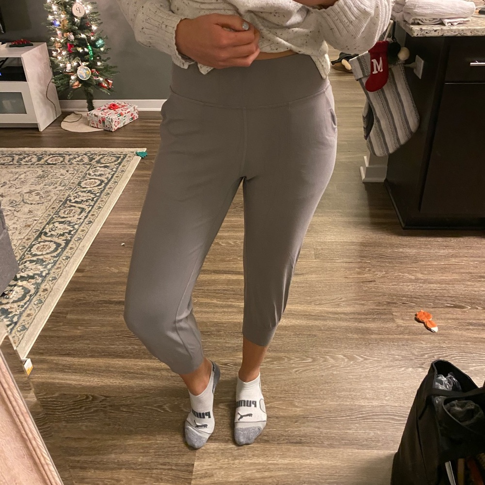 Cropped Align Joggers
